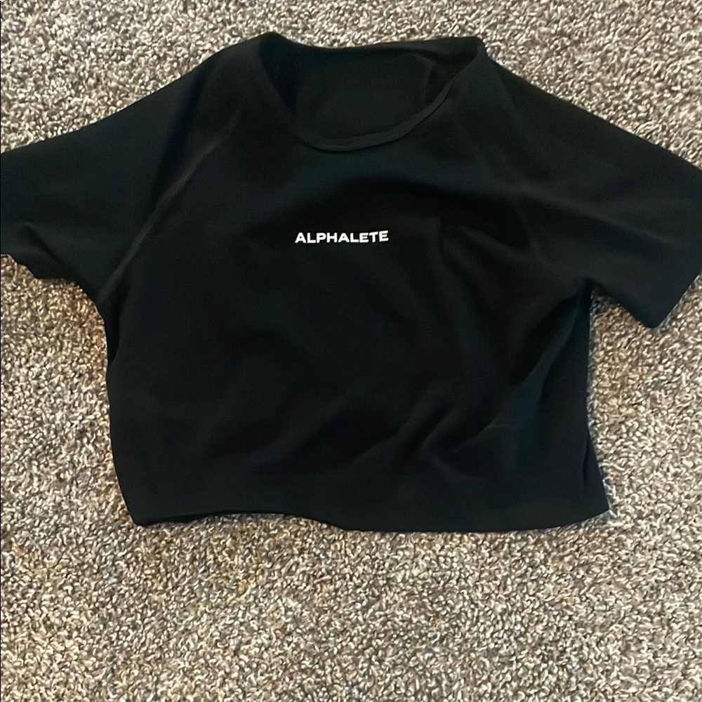 Alphalete Black Crop T-Shirt Short Sleeve